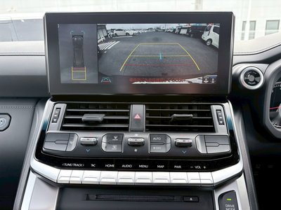 TOYOTA LAND CRUISER - 9