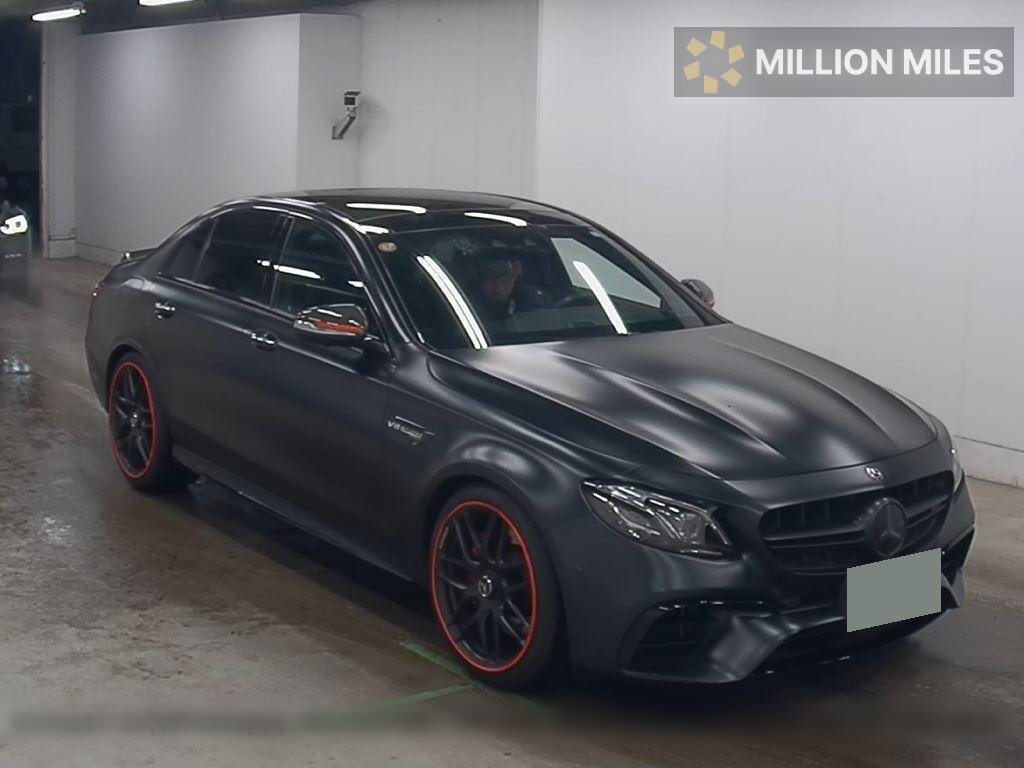 MERCEDES-BENZ E-CLASS AMG - View 1