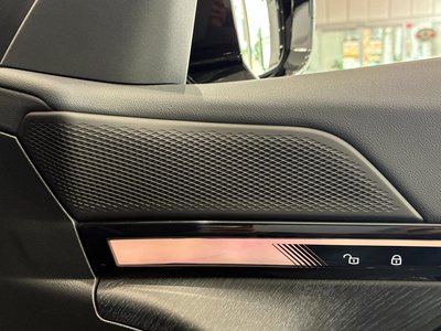 2024 BMW 5 SERIES — миниатюра 39