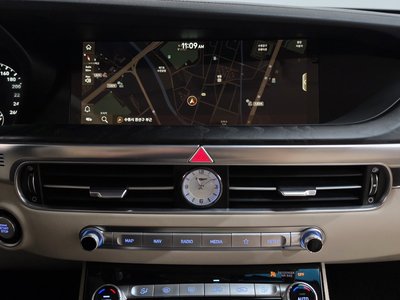 2021 Genesis G90 — миниатюра 18