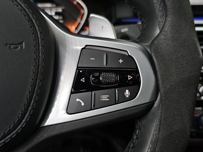 صورة مصغرة 30 لـ 2023 BMW 5 SERIES
