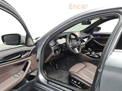 صورة مصغرة 13 لـ 2023 BMW 5 SERIES