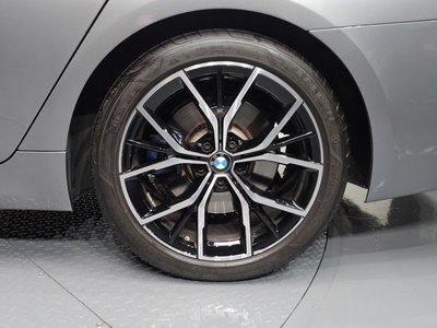 صورة 8 لـ 2023 BMW 5 SERIES