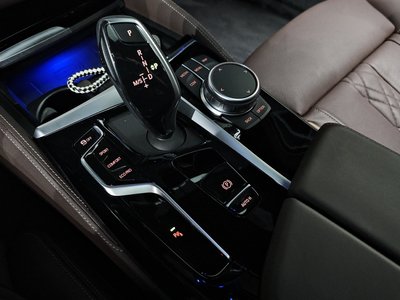 صورة مصغرة 12 لـ 2023 BMW 5 SERIES