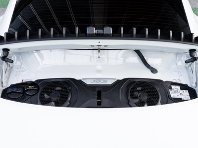 PORSCHE 911 - 10