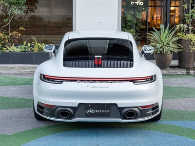PORSCHE 911 - 4