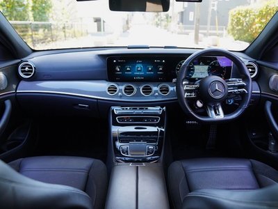 MERCEDES-BENZ E-CLASS AMG - 3