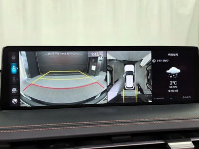 2021 Genesis GV70 thumbnail 15