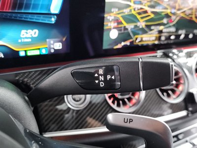 MERCEDES-BENZ CLS - 9