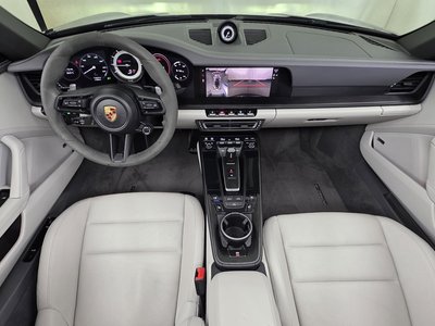 صورة 5 لـ 2023 Porsche 911
