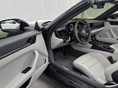 صورة مصغرة 13 لـ 2023 Porsche 911