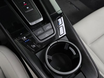 صورة مصغرة 25 لـ 2023 Porsche 911