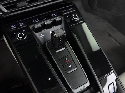 صورة مصغرة 12 لـ 2023 Porsche 911