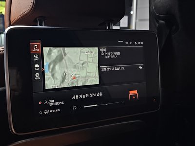 2021 BMW X7 缩略图 28