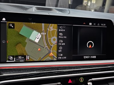 2021 BMW X7 缩略图 20
