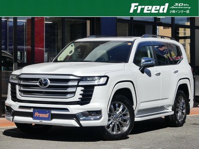 TOYOTA LAND CRUISER 300 - 1