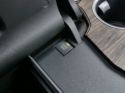 TOYOTA LAND CRUISER 300 - 6