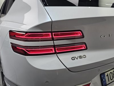 GENESIS GV80 - 10
