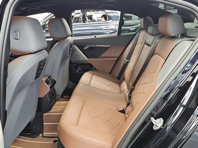 2026 BMW 5 SERIES — миниатюра 16