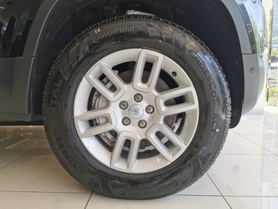 LAND ROVER DEFENDER - 9