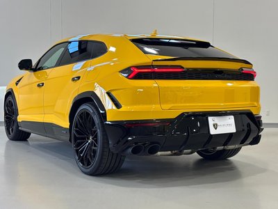 LAMBORGHINI URUS - 5