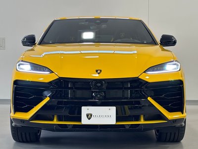 LAMBORGHINI URUS - 2