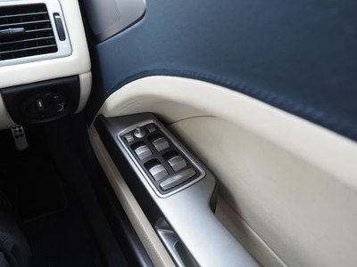2011 Aston Martin RAPIDE — фото 16