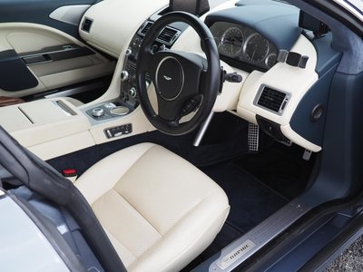2011 Aston Martin RAPIDE — фото 44
