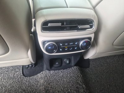 2023 Genesis GV80 thumbnail 12