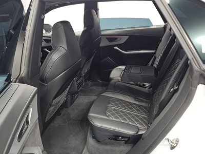 صورة مصغرة 11 لـ 2021 AUDI Q8