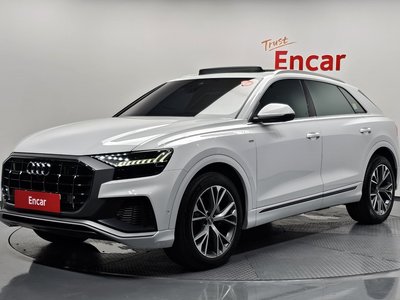 2021 AUDI Q8 照片 1