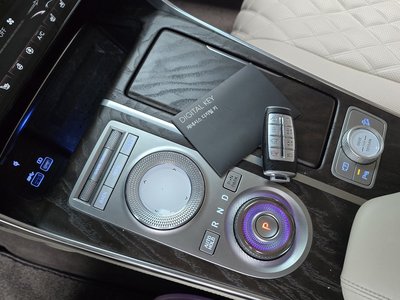 GENESIS GV80 - 9