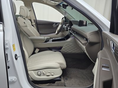 2022 Genesis GV80 thumbnail 11