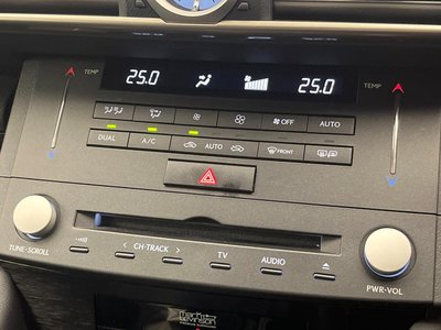 صورة مصغرة 63 لـ 2016 Lexus RC F