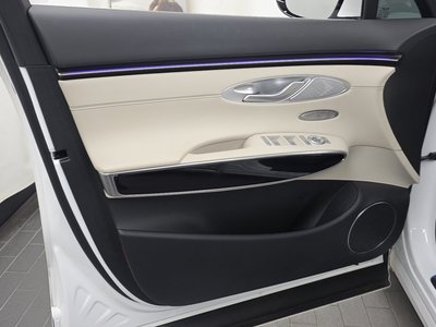 2024 Genesis GV70 — миниатюра 14