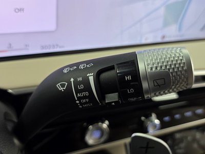 2024 Genesis GV70 — миниатюра 28
