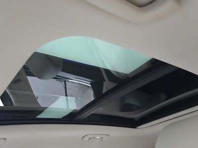 2024 Genesis GV70 — миниатюра 25