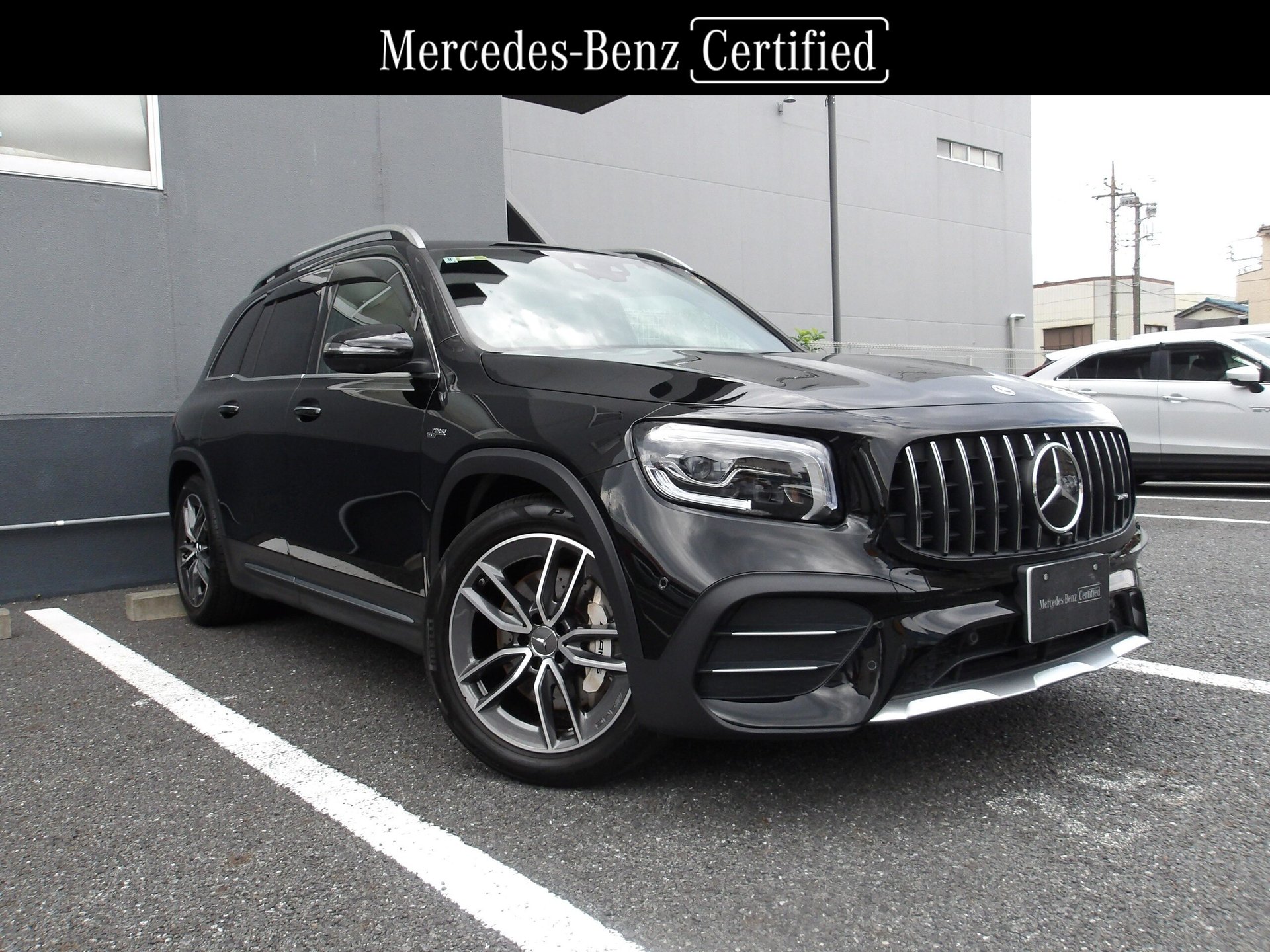 MERCEDES-BENZ GLB AMG - View 1