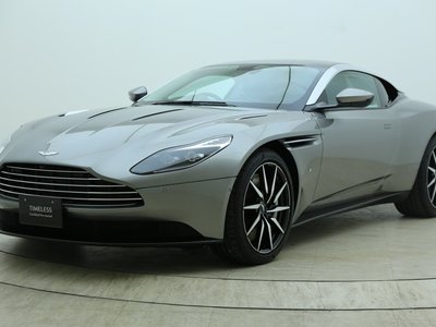 ASTON MARTIN DB11 - 1