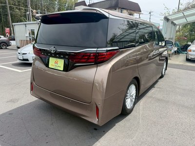 TOYOTA ALPHARD - 5