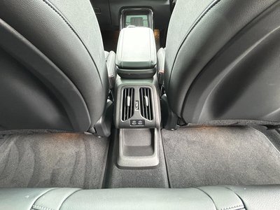 2024 BMW IX2 照片 37