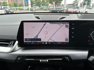 2024 BMW IX2 照片 44