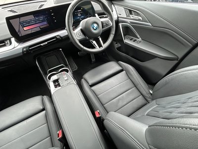 2024 BMW IX2 照片 39