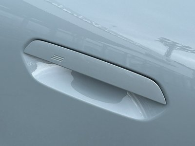 2024 BMW IX2 照片 21