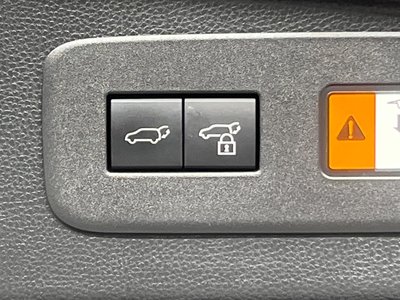 TOYOTA LAND CRUISER 250 - 7