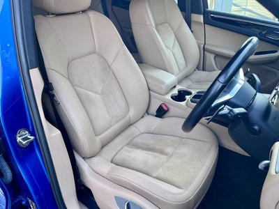 2019 Porsche MACAN thumbnail 14