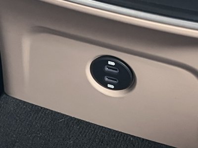 2019 Porsche MACAN thumbnail 35