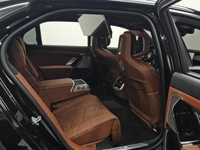 صورة مصغرة 16 لـ 2025 BMW 7 SERIES