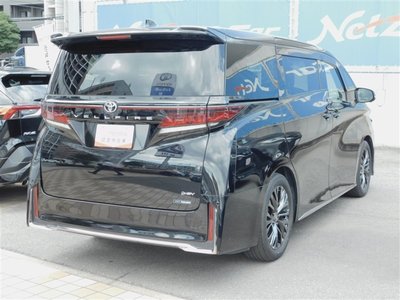 2023 Toyota VELLFIRE photo 4