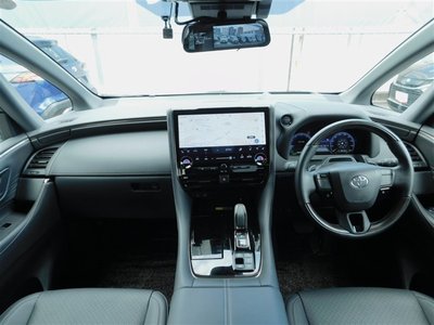 2023 Toyota VELLFIRE photo 6